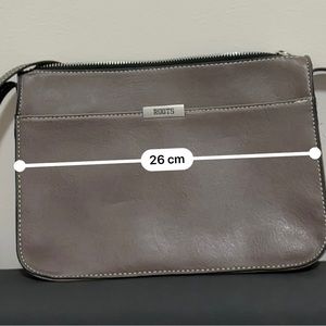 Roots crossbody bag